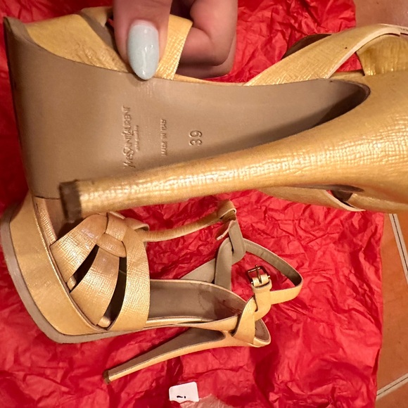 Saint Laurent hight heels on size 39 in good used condition - Picture 9 of 11